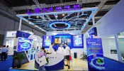 光伏展展臺(tái)搭建如何符合行業(yè)屬性吸引眼球